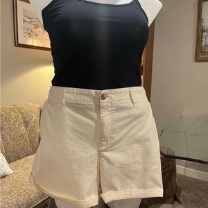 White shorts by Old Navy size 2X.
